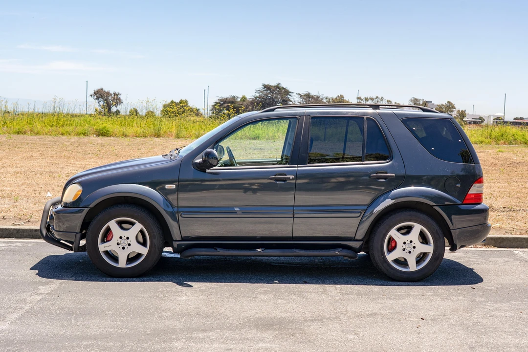 2000 Mercedes-Benz W163 ML 55 AMG - Image 6 of 31