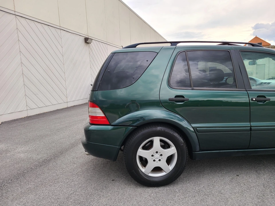 2000 Mercedes-Benz W163 ML 55 AMG - Image 19 of 31