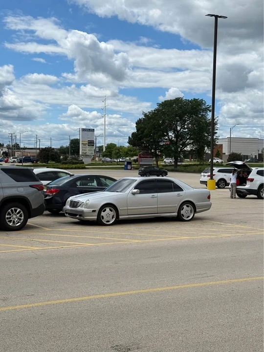 2000 Mercedes-Benz W210 E 36 & E 50 & E 55 & E 60 AMG - Image 4 of 6