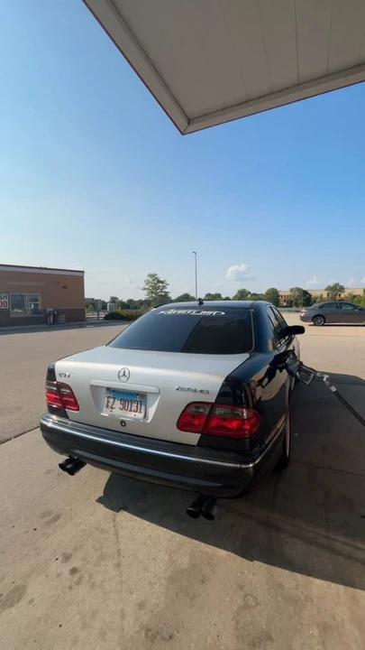 2000 Mercedes-Benz W210 E 36 & E 50 & E 55 & E 60 AMG - Image 5 of 9