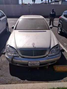 2000 Mercedes-Benz E400 Sedan 4D