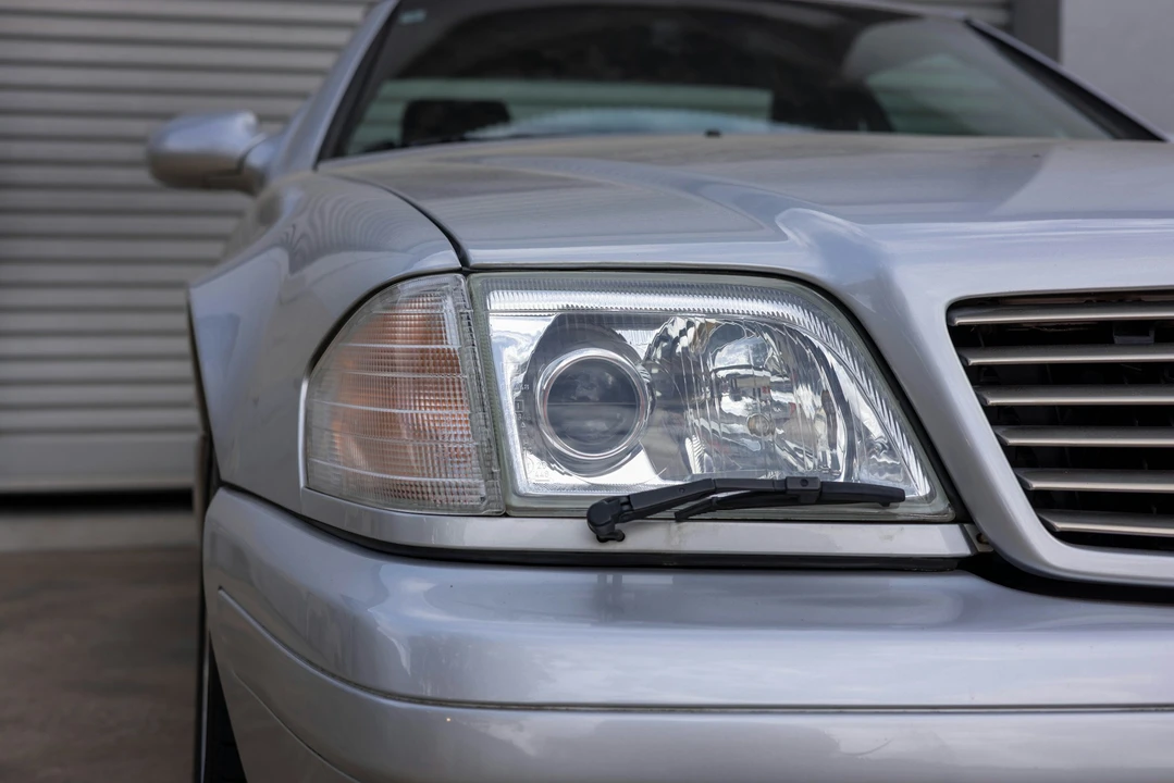 2000 Mercedes-Benz R129 SL-Class - Image 18 of 21