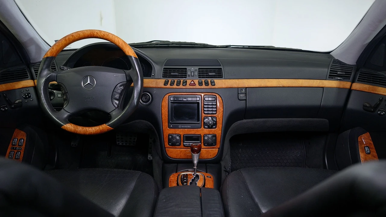 2000 Mercedes-Benz W220 S-Class - Image 30 of 31