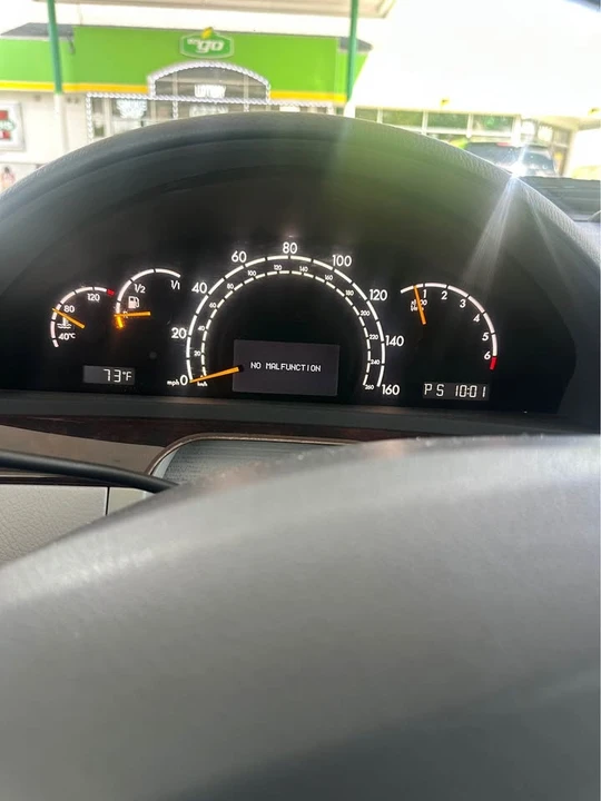 2000 Mercedes-Benz W220 S-Class - Image 5 of 9