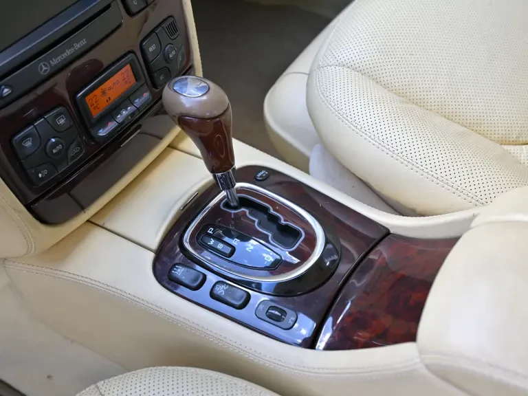 2000 Mercedes-Benz W220 S-Class - Image 15 of 31
