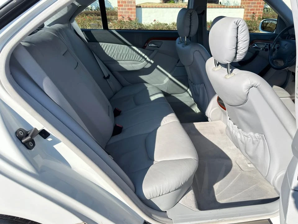 2000 Mercedes-Benz W220 S-Class - Image 11 of 15