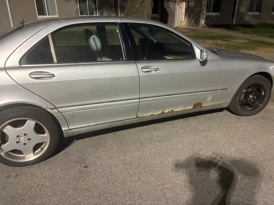2000 Mercedes-Benz W220 S-Class - Image 2 of 4