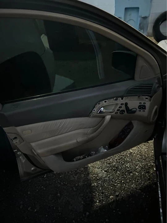 2000 Mercedes-Benz W220 S-Class - Image 7 of 19