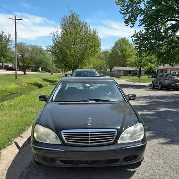2000 Mercedes-Benz S-Class S-500