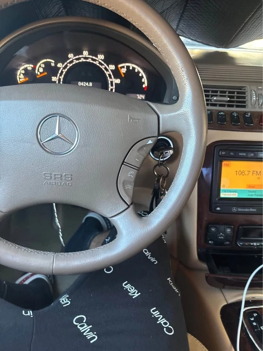 2000 Mercedes-Benz W220 S-Class - Image 4 of 11