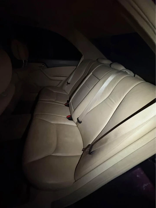 2000 Mercedes-Benz W220 S-Class - Image 9 of 11