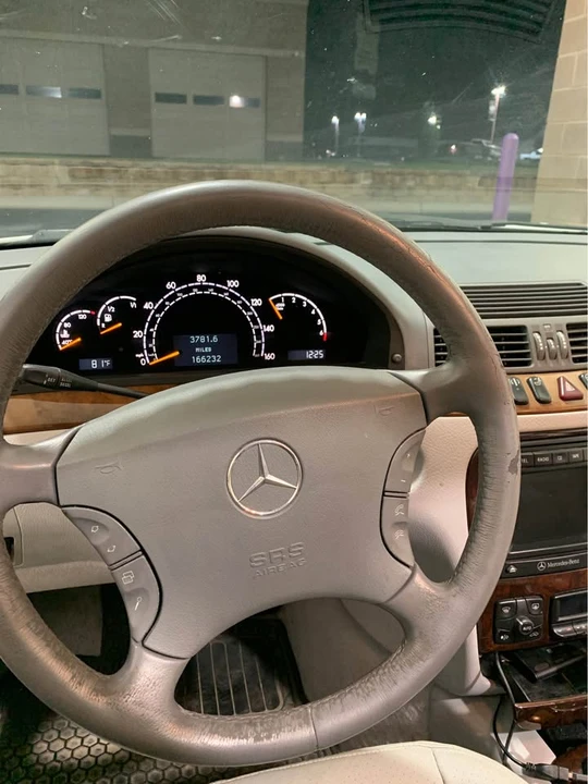 2000 Mercedes-Benz W220 S-Class - Image 9 of 20