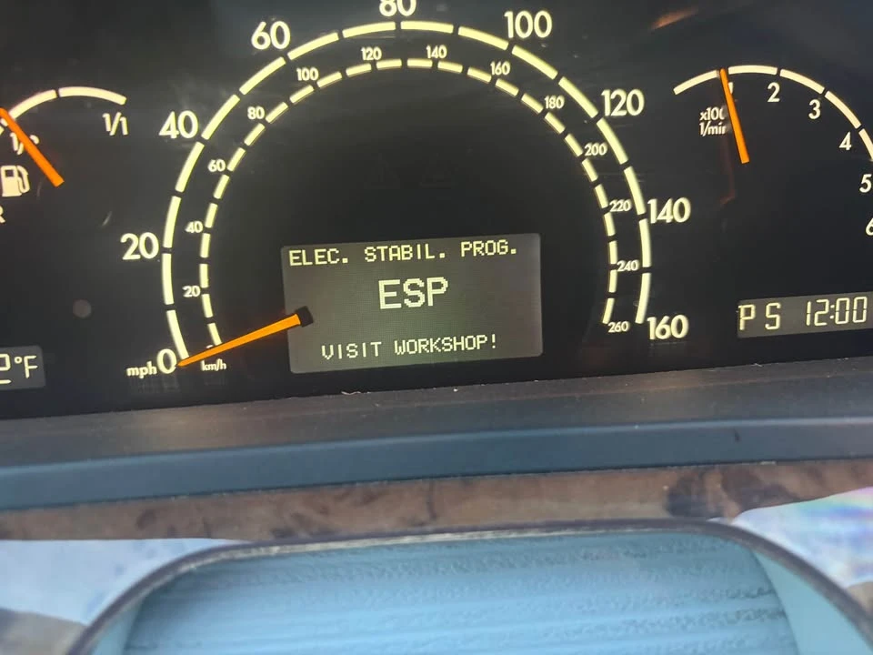 2000 Mercedes-Benz W220 S-Class - Image 11 of 11