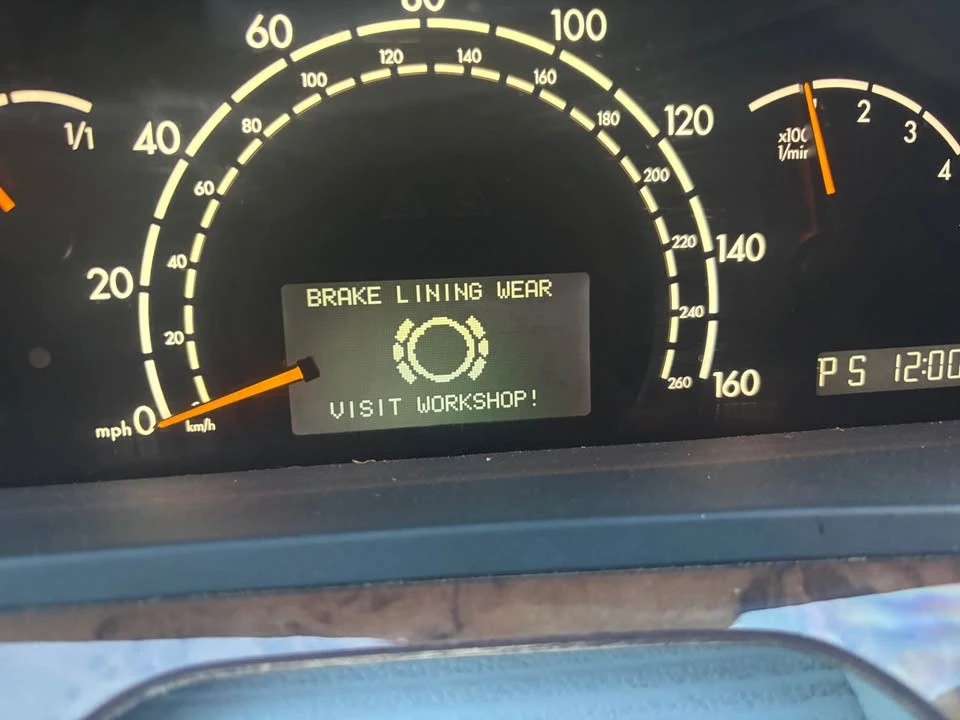 2000 Mercedes-Benz W220 S-Class - Image 10 of 11