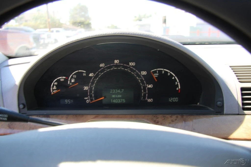 2000 Mercedes-Benz W220 S-Class - Image 18 of 21