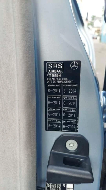 2000 Mercedes-Benz W220 S-Class - Image 19 of 21