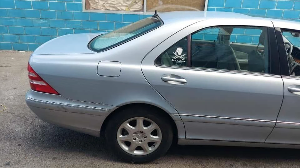 2000 Mercedes-Benz W220 S-Class - Image 12 of 21