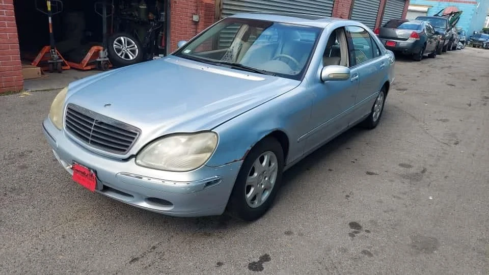 2000 Mercedes-Benz W220 S-Class - Image 2 of 21