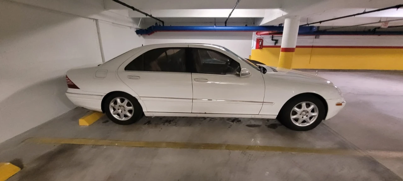 2000 Mercedes-Benz W220 S-Class - Image 2 of 11