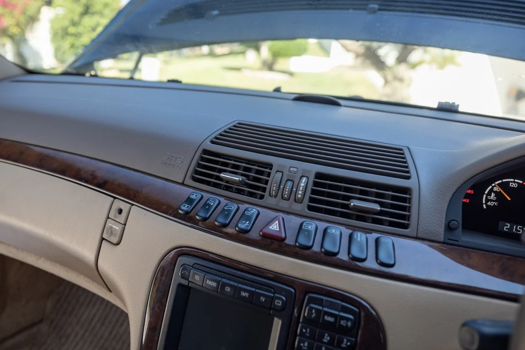 2000 Mercedes-Benz W220 S-Class - Image 30 of 30