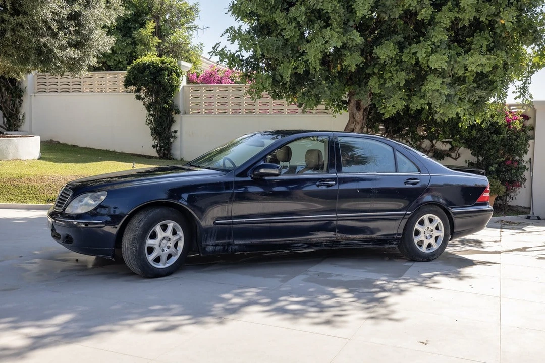 2000 Mercedes-Benz W220 S-Class - Image 7 of 30
