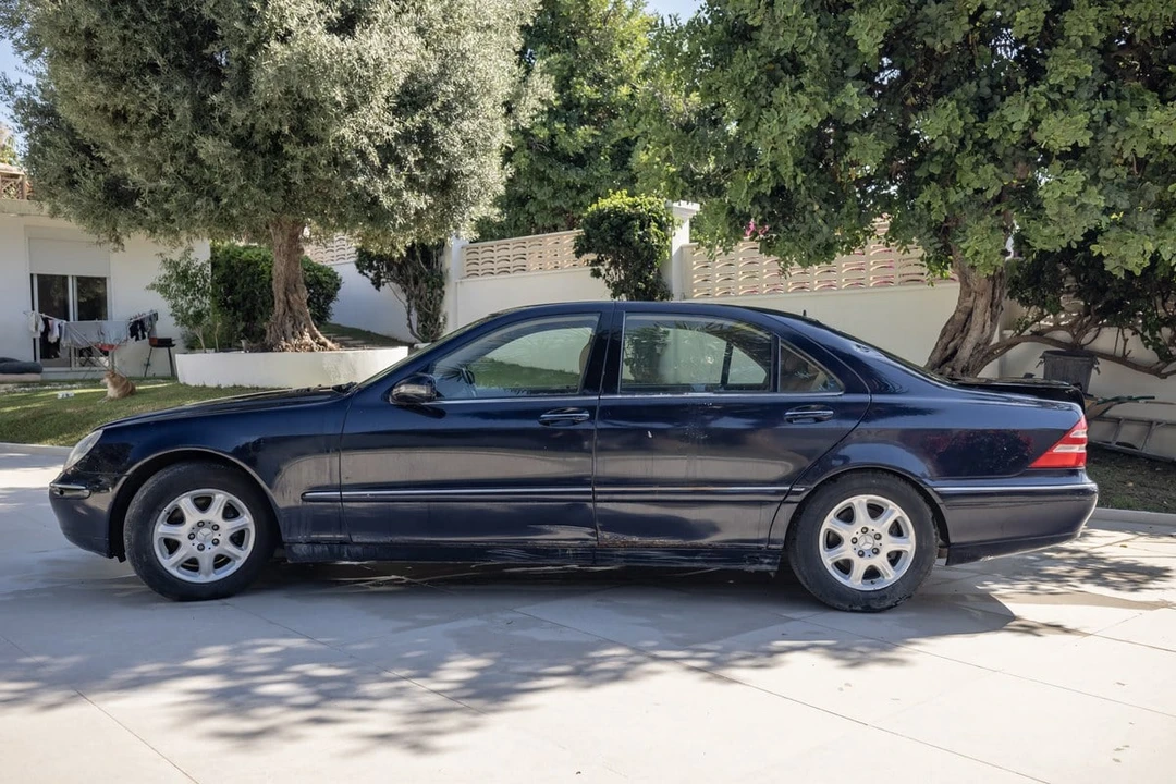 2000 Mercedes-Benz W220 S-Class - Image 8 of 30