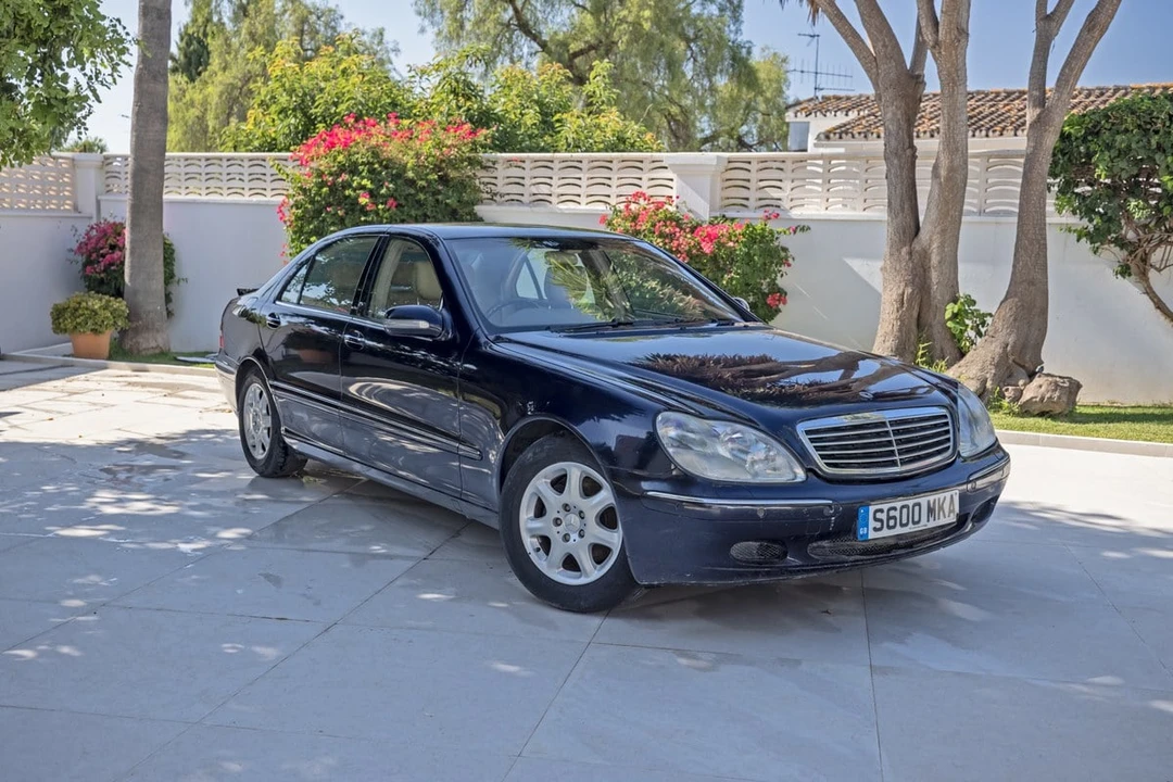 2000 Mercedes-Benz W220 S-Class - Image 15 of 30