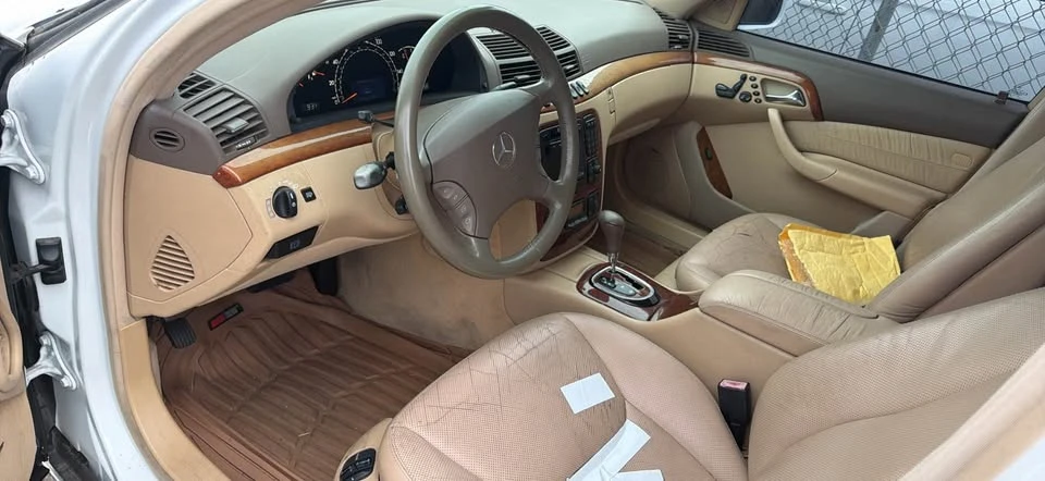 2000 Mercedes-Benz W220 S-Class - Image 2 of 2