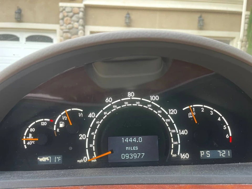 2000 Mercedes-Benz W220 S-Class - Image 9 of 9