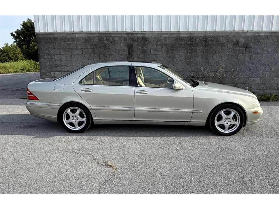 2000 Mercedes-Benz W220 S-Class - Image 11 of 31