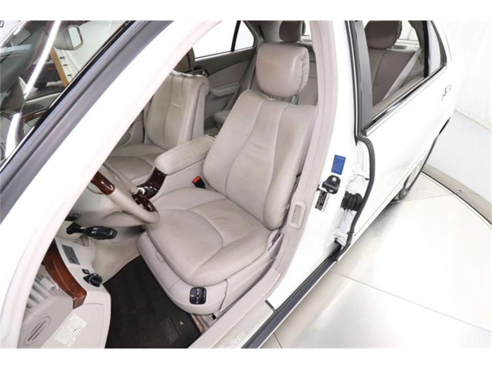 2000 Mercedes-Benz W220 S-Class - Image 17 of 31