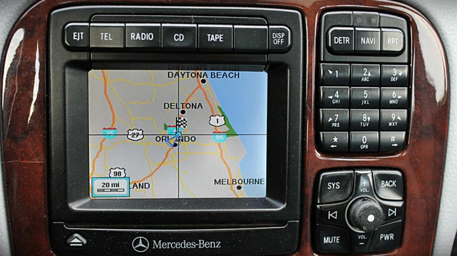 2000 Mercedes-Benz W220 S-Class - Image 6 of 8