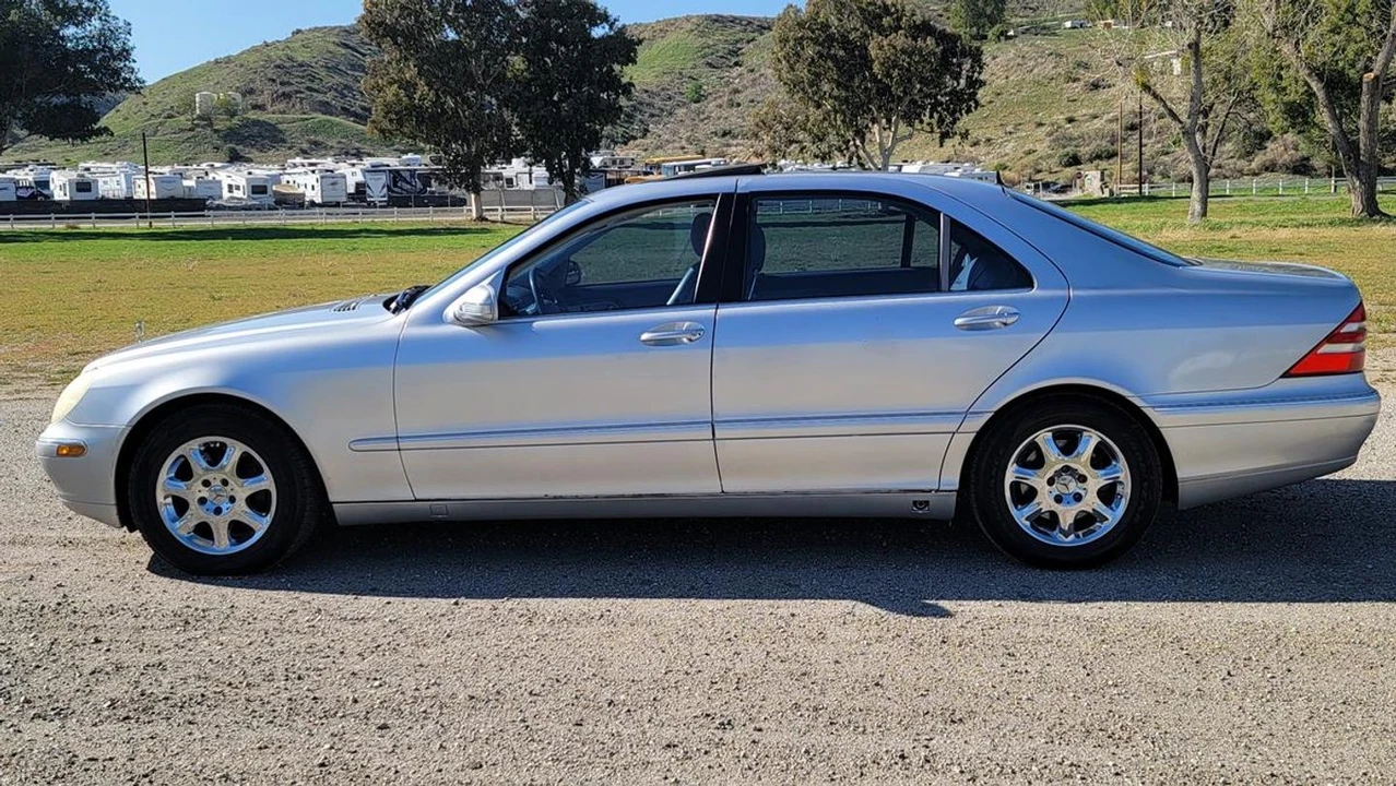2000 Mercedes-Benz W220 S-Class - Image 12 of 12