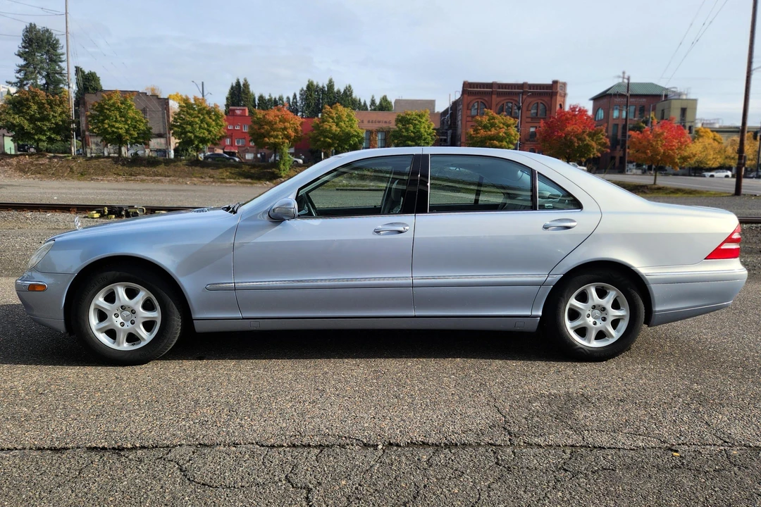 2000 Mercedes-Benz W220 S-Class - Image 3 of 31