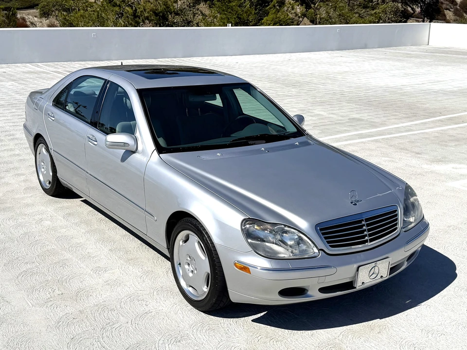 2000 Mercedes-Benz W220 S-Class - Image 17 of 31