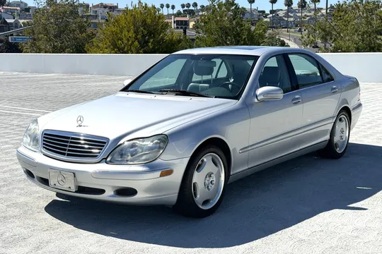 2000 Mercedes-Benz S500