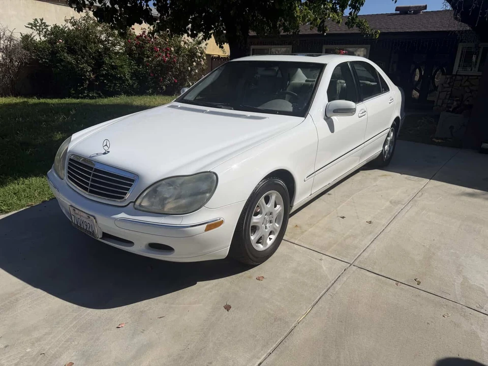 2000 Mercedes-Benz W220 S-Class - Image 2 of 26