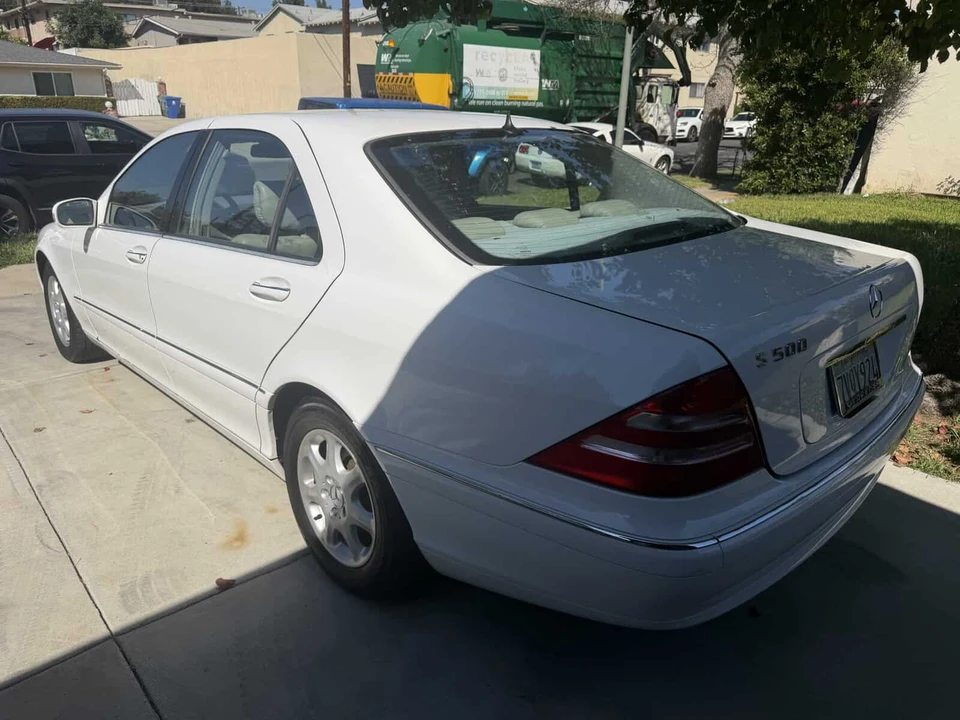 2000 Mercedes-Benz W220 S-Class - Image 8 of 26