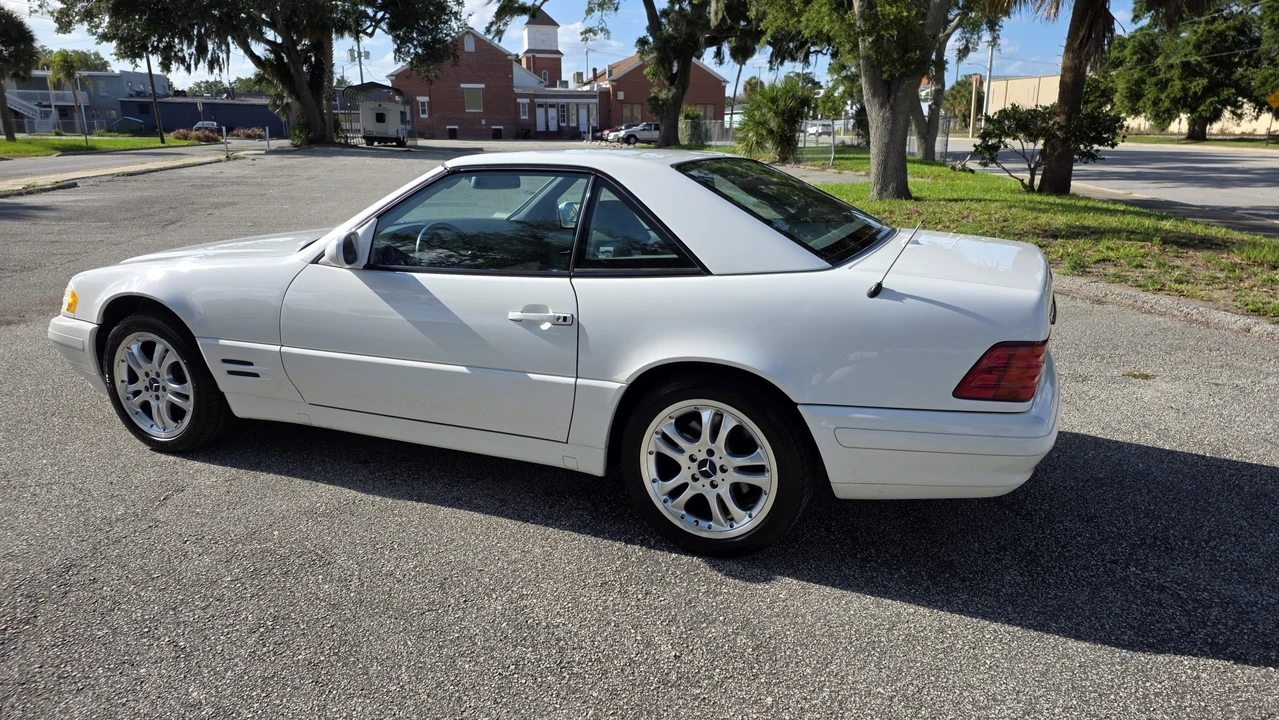 2000 Mercedes-Benz R129 SL-Class - Image 8 of 31