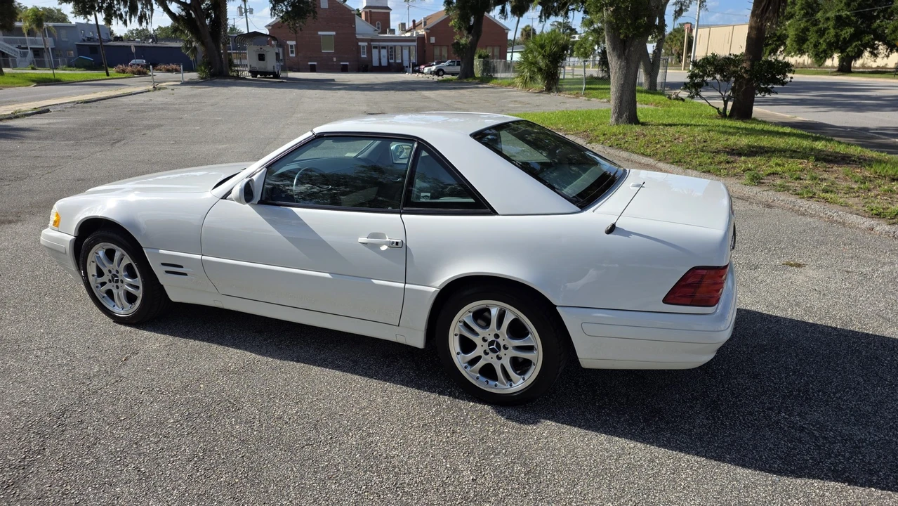 2000 Mercedes-Benz R129 SL-Class - Image 9 of 31