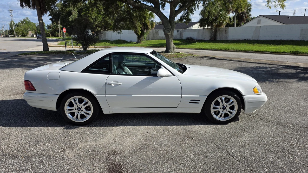 2000 Mercedes-Benz R129 SL-Class - Image 12 of 31