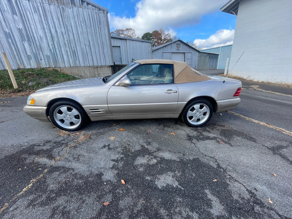 2000 Mercedes-Benz R129 SL-Class - Image 11 of 31