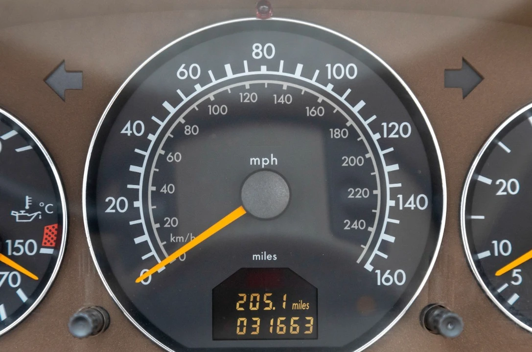 2000 Mercedes-Benz R129 SL-Class - Image 29 of 31