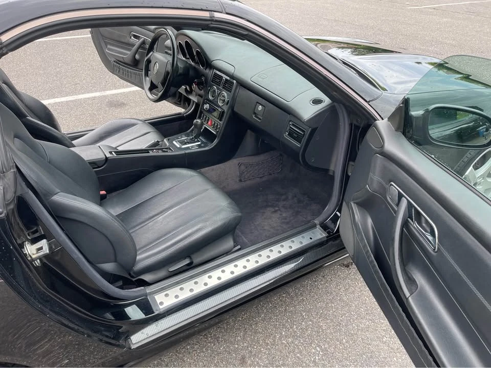 2000 Mercedes-Benz R170 SLK-Class - Image 8 of 17