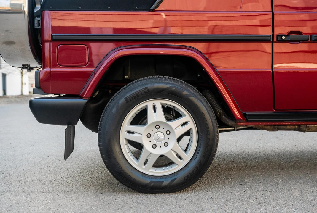 2000 Mercedes-Benz W463 G-Class - Image 25 of 31