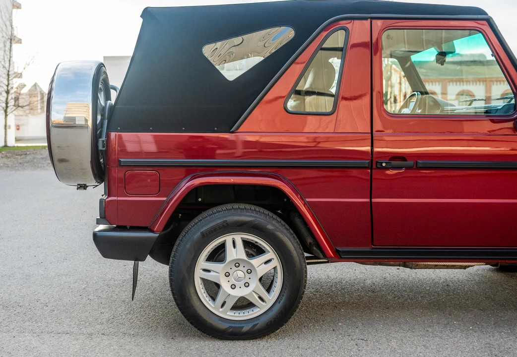 2000 Mercedes-Benz W463 G-Class - Image 27 of 31