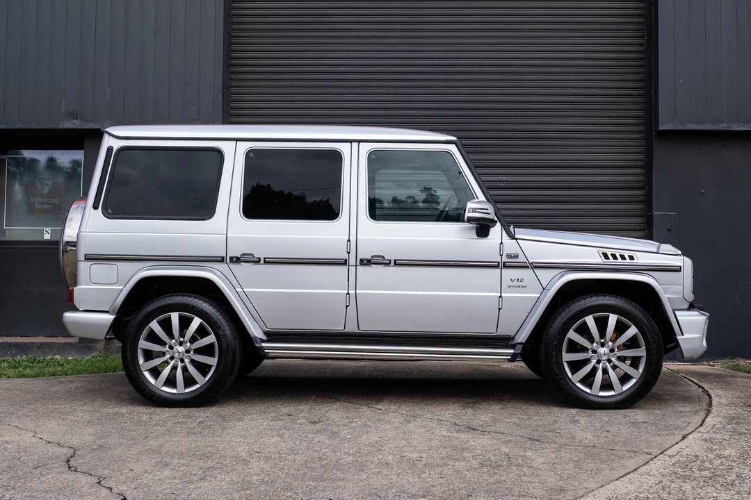 2000 Mercedes-Benz W463 G-Class - Image 12 of 31