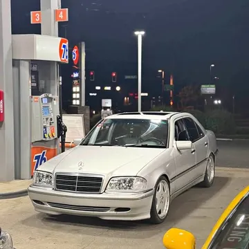 2000 Mercedes-Benz C230 Kompressor