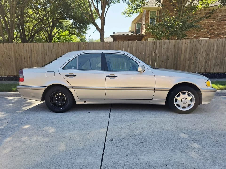 2000 Mercedes-Benz W202 C-Class - Image 5 of 11