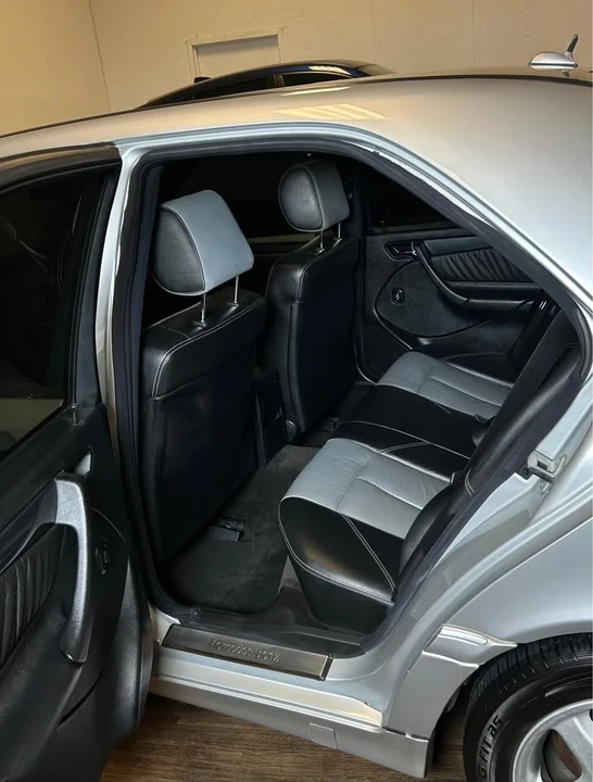2000 Mercedes-Benz W202 C-Class - Image 13 of 16
